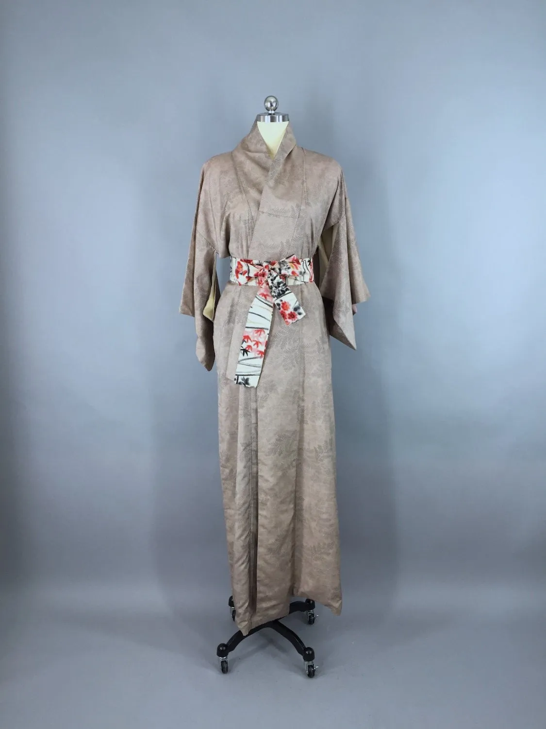 1950s Vintage Kimono Robe / Taupe Tan Fern Print