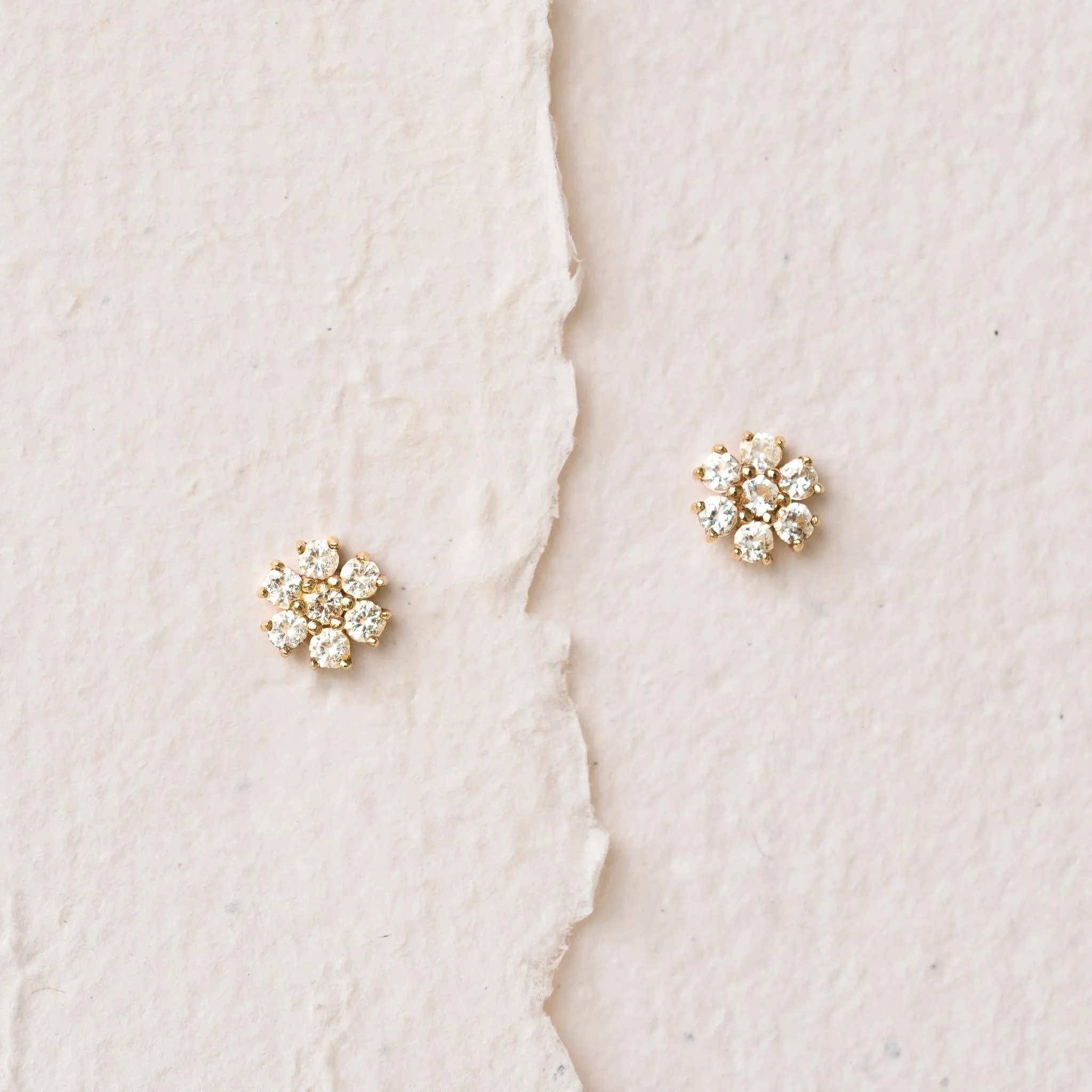 Flower Stud Earrings 14k Gold - Larissa